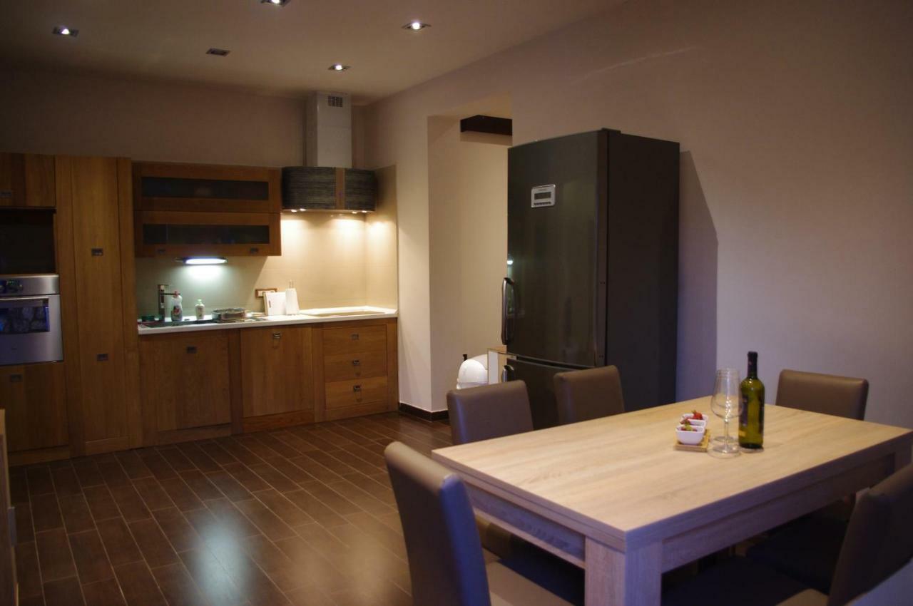 Apartment Verano Njivice Extérieur photo